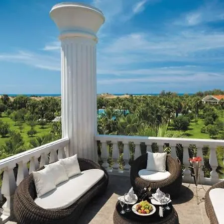 Defne Kumul ホテル シダ