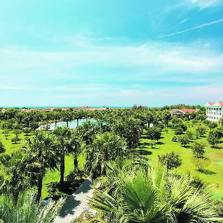 ホテル Defne Kumul シダ