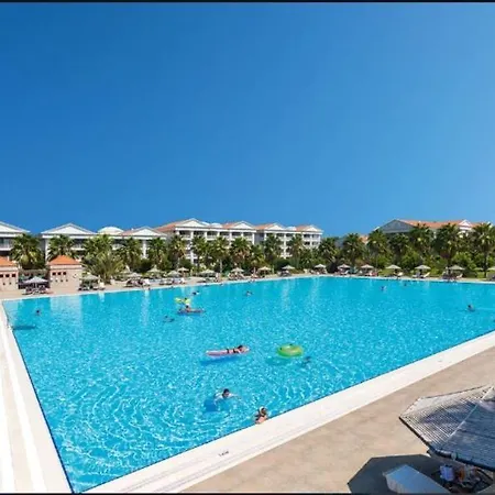 Defne Kumul Hotell
