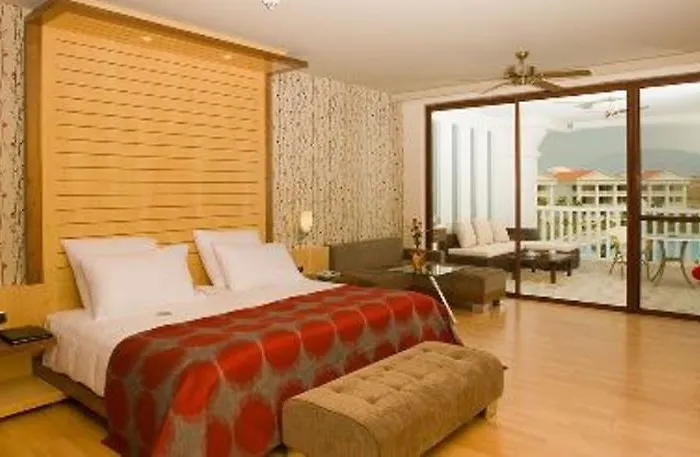 Defne Kumul Hotel 4*