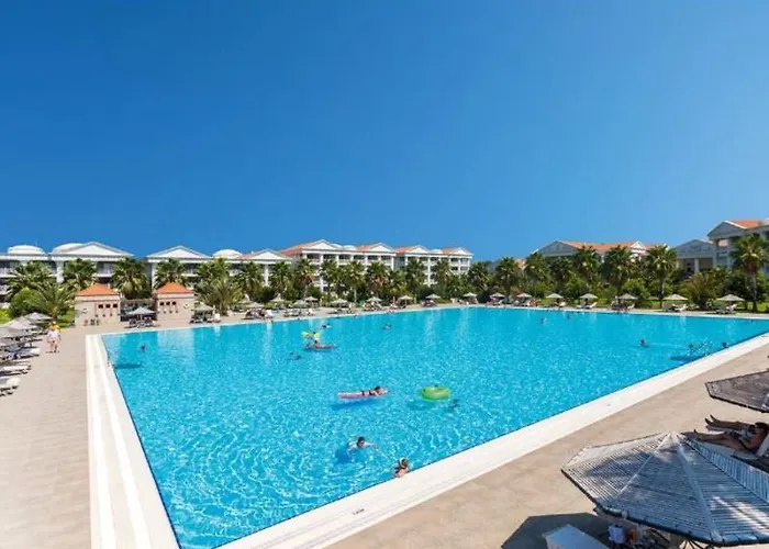 Defne Kumul Szálloda