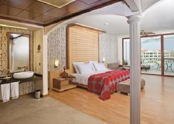 Ξενοδοχείο Defne Kumul